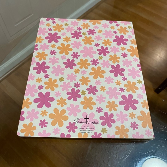 The Gracious Maker NEW Jurnal Pray - Picture 4 of 6